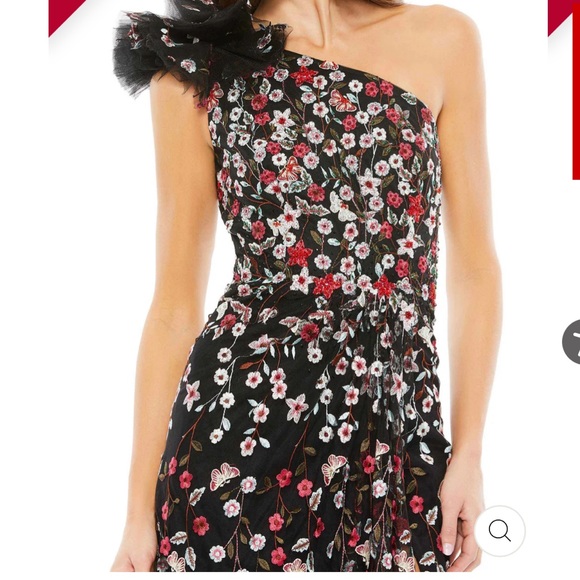 Mac duggal gown - Picture 4 of 9